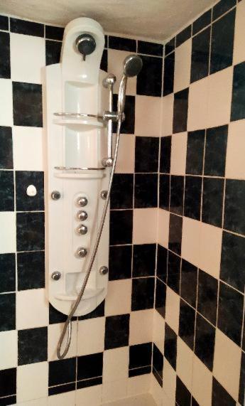 Kreativ Ferienwohnung Domizil Der Sinne Бад-Лібенверда Екстер'єр фото